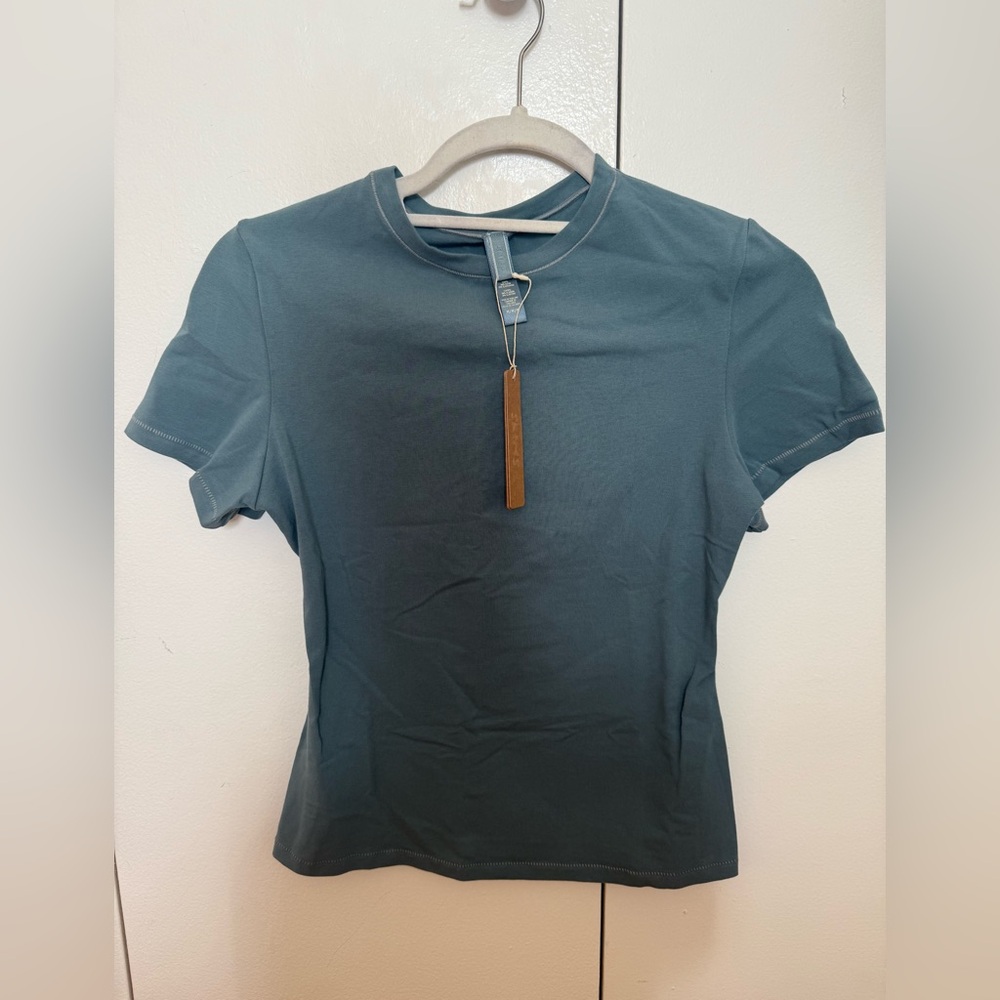 Skims Cotton Jersey Shirt size M in Kyanite